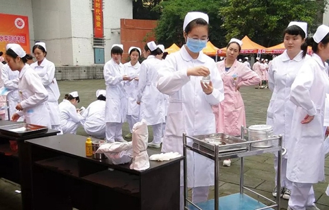 ★成都商洛卫生学校护理专业