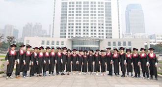★乐山市旅游学校药物制剂技术专业