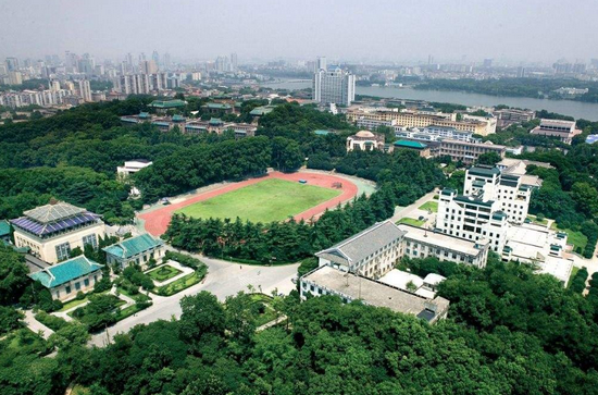 武汉大学医学部寝室宿舍条件与学校食堂环境图片