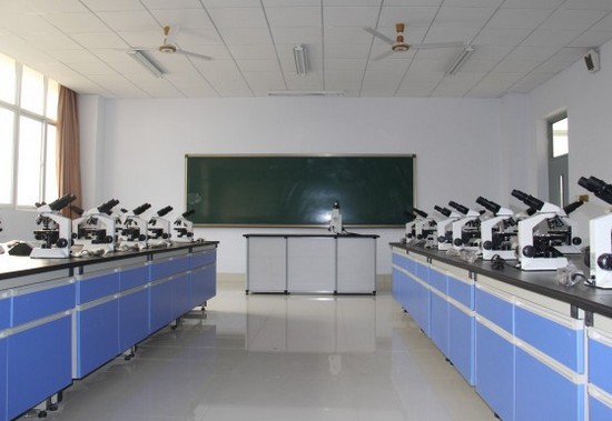 山东省临沂卫生学校寝室宿舍条件与学校食堂环境图片