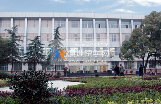 南昌大学江西医学院招生录取分数线