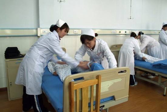 重庆市医药卫生学校怎么样?好不好就业呢?